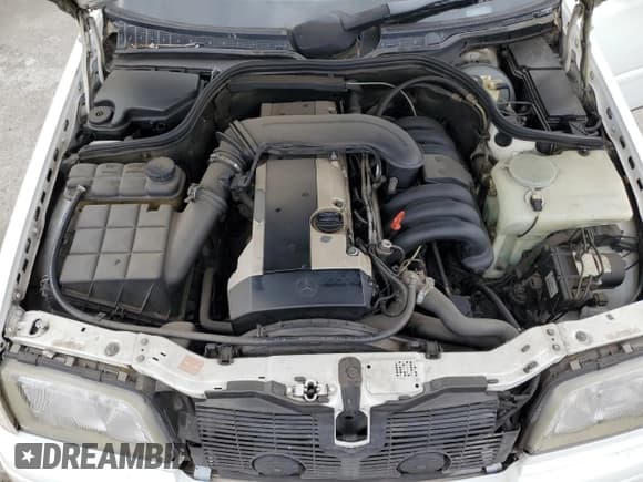 ✅ 1997 Mercedes-Benz C 230/260/280/320 • VIN: WDBHA28E3VF582237 • Lot: 76826534. Wystawiony na Copart z przebiegiem 240 702 mil. Bezpłatny archiwum sprzedaży aukcyjnych z USA i szczegółowy raport historii pojazdu na DreamBid. Zdjęcie 11.