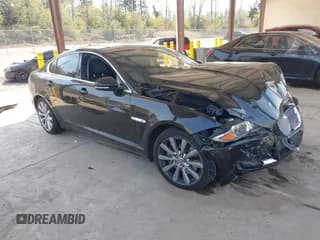 ✅ 2014 Jaguar XF SC • VIN: SAJWJ0EF9E8U28437 • Lot: 43074377. Wystawiony na IAAI z przebiegiem 67 753 mil. Bezpłatny archiwum sprzedaży aukcyjnych z USA i szczegółowy raport historii pojazdu na DreamBid. Zdjęcie 1.