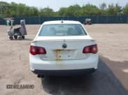 ✅ 2008 Volkswagen Jetta SE • VIN: 3VWRM71K18M022308 • Lot: 42404727. Listed on IAAI with 221,726 mi. Free auction sales archive from the USA and detailed vehicle history report at DreamBid. Image 16.