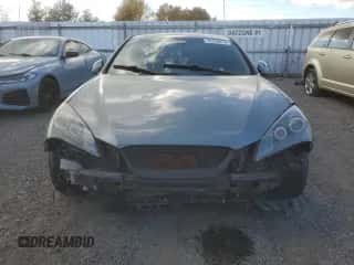 2010 Hyundai Genesis Coupe z VIN KMHHU6KH9AU005622, wystawiony jako Copart lot #79359834 z przebiegiem 241 620 mil mil oraz Czysty tytuł • Clean title. Historia ofert i sprzedaży dostępna na DreamBid. Obrazek 5.