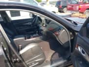 ✅ 2012 Infiniti M • VIN: JN1BY1AP5CM331675 • Lot: 42802526. Wystawiony na IAAI z przebiegiem 215 239 mil. Bezpłatny archiwum sprzedaży aukcyjnych z USA i szczegółowy raport historii pojazdu na DreamBid. Zdjęcie 5.