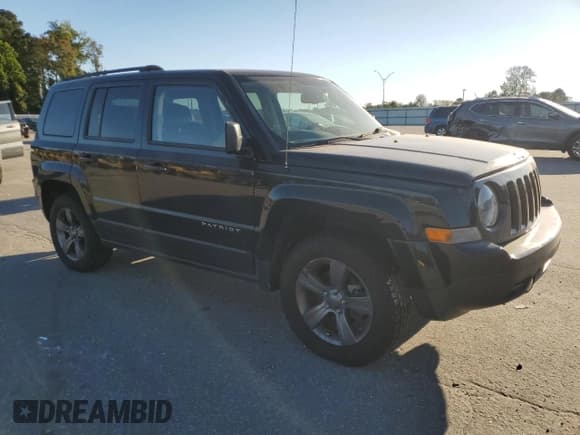 ✅ 2015 Jeep Patriot High Altitude • VIN: 1C4NJRFB5FD143480 • Lot: 82353385. Listed on Copart with 102,899 mi. Free auction sales archive from the USA and detailed vehicle history report at DreamBid. Image 4.