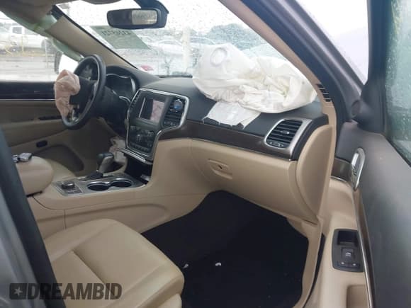 ✅ 2018 Jeep Grand Cherokee Limited • VIN: 1C4RJFBG3JC297007 • Lot: 43265721. Wystawiony na IAAI z przebiegiem 98 846 mil. Bezpłatny archiwum sprzedaży aukcyjnych z USA i szczegółowy raport historii pojazdu na DreamBid. Zdjęcie 5.