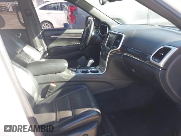 ✅ 2016 Jeep Grand Cherokee Overland • VIN: 1C4RJFCT7GC404435 • Lot: 41518239. Listed on IAAI with 179,960 mi. Free auction sales archive from the USA and detailed vehicle history report at DreamBid. Image 5.