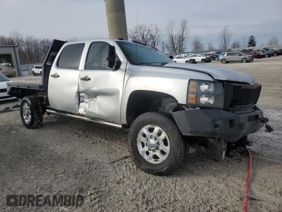 ✅ 2012 Chevrolet Silverado 2500HD LT • VIN: 1GC1KXC84CF208926 • Lot: 47636585. Wystawiony na Copart z przebiegiem 270 038 mil. Bezpłatny archiwum sprzedaży aukcyjnych z USA i szczegółowy raport historii pojazdu na DreamBid. Zdjęcie 4.