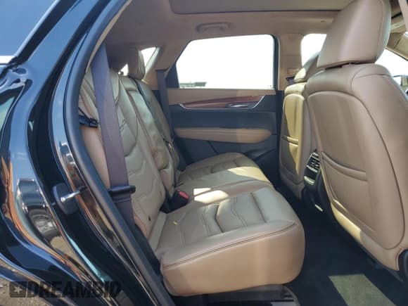 ✅ 2017 Cadillac XT5 Platinum AWD • VIN: 1GYKNFRSXHZ141189 • Lot: 70264745. Listed on Copart with Not provided. Free auction sales archive from the USA and detailed vehicle history report at DreamBid. Image 11.