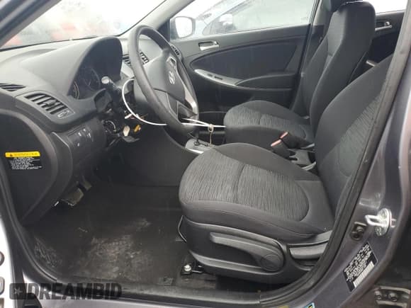 ✅ 2015 Hyundai Accent GS • VIN: KMHCT5AE0FU216911 • Лот: 74774654. Опубликован ранее на Copart с пробегом 31 814 миль. Бесплатный доступ к архиву аукционных продаж из США и подробный отчёт об истории автомобиля на DreamBid. Изображение 7.