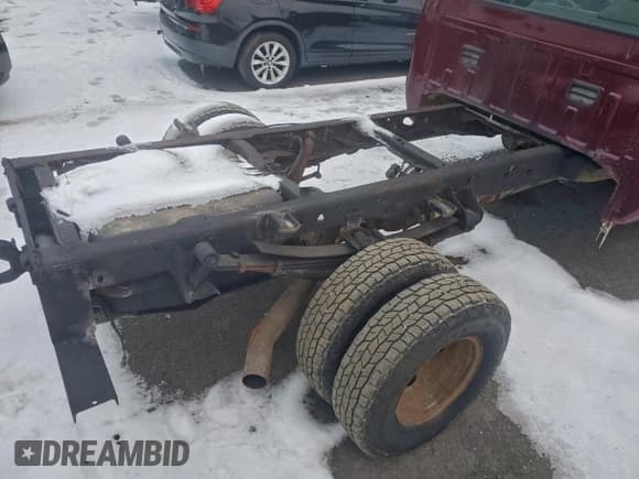 ✅ 2003 Ford F-350 XL • VIN: 1FDWF37P73EC50917 • Lot: 95174885. Wystawiony na Copart z przebiegiem 116 623 mil. Bezpłatny archiwum sprzedaży aukcyjnych z USA i szczegółowy raport historii pojazdu na DreamBid. Zdjęcie 10.