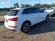 ✅ 2024 Audi Q5 S line Premium • VIN: WA1GAAFY3R2122345 • Лот: 43340184. Опубликован ранее на IAAI с пробегом 12 806 миль. Бесплатный доступ к архиву аукционных продаж из США и подробный отчёт об истории автомобиля на DreamBid. Изображение 4.