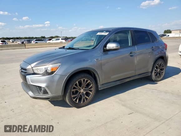 2019 Mitsubishi Outlander ES z VIN JA4AP3AU2KU002289, wystawiony jako Copart lot #84837555 z przebiegiem 194 323 mil mil oraz Czysty tytuł • Clean title. Historia ofert i sprzedaży dostępna na DreamBid. Obrazek 1.