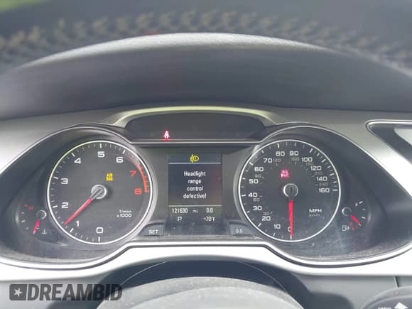 ✅ 2016 Audi A4 Premium • VIN: WAUBFAFL9GN009952 • Lot: 42839521. Listed on IAAI with 121,630 mi. Free auction sales archive from the USA and detailed vehicle history report at DreamBid. Image 7.