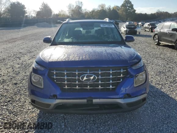 ✅ 2024 Hyundai Venue SEL • VIN: KMHRC8A30RU287203 • Lot: 78472864. Listed on Copart with 8,095 mi. Free auction sales archive from the USA and detailed vehicle history report at DreamBid. Image 5.