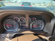 ✅ 2019 Chevrolet Silverado 1500 LT • VIN: 1GCRWCED4KZ191715 • Lot: 80177235. Wystawiony na Copart z przebiegiem 84 433 mil. Bezpłatny archiwum sprzedaży aukcyjnych z USA i szczegółowy raport historii pojazdu na DreamBid. Zdjęcie 9.