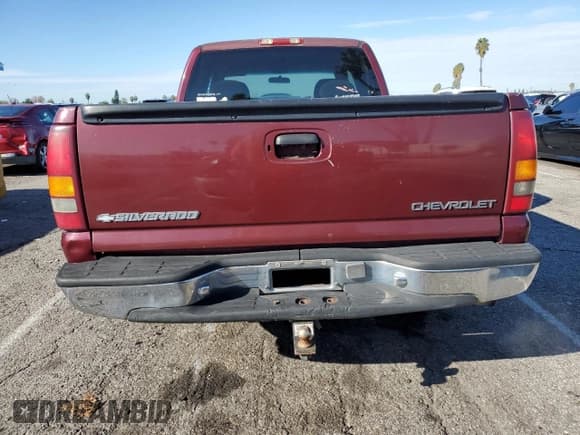 ✅ 2000 Chevrolet Silverado 1500 • VIN: 2GCEC19W5Y1118815 • Lot: 92752755. Listed on Copart with 190,113 mi. Free auction sales archive from the USA and detailed vehicle history report at DreamBid. Image 6.