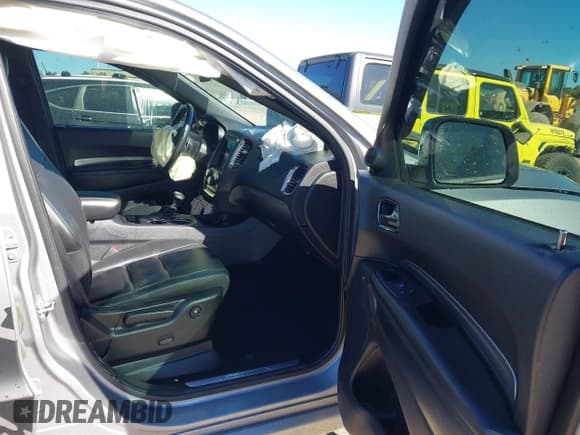 ✅ 2019 Dodge Durango GT • VIN: 1C4RDJDG2KC853235 • Lot: 43462772. Listed on IAAI with 110,099 mi. Free auction sales archive from the USA and detailed vehicle history report at DreamBid. Image 5.