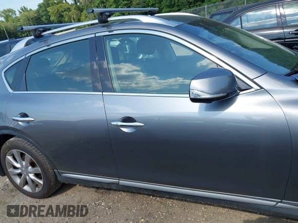 ✅ 2017 Infiniti QX50 • VIN: JN1BJ0RR4HM403378 • Lot: 42559918. Listed on IAAI with 106,469 mi. Free auction sales archive from the USA and detailed vehicle history report at DreamBid. Image 14.