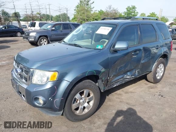 ✅ 2011 Ford Escape Hybrid • VIN: 1FMCU4K38BKC60181 • Lot: 42330726. Wystawiony na IAAI z przebiegiem 209 390 mil. Bezpłatny archiwum sprzedaży aukcyjnych z USA i szczegółowy raport historii pojazdu na DreamBid. Zdjęcie 18.