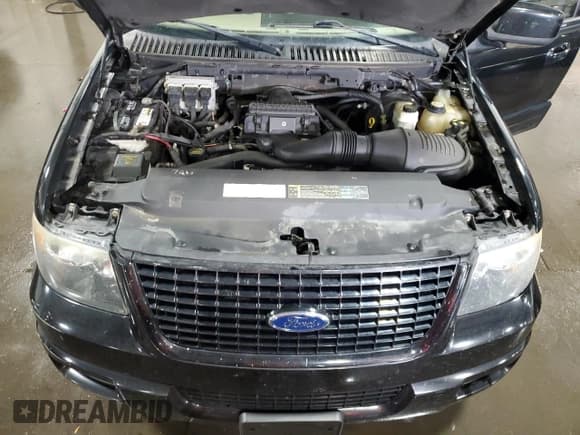 ✅ 2005 Ford Expedition Limited • VIN: 1FMFU20575LA77584 • Лот: 87034845. Опубликован ранее на Copart с пробегом 248 723 миль. Бесплатный доступ к архиву аукционных продаж из США и подробный отчёт об истории автомобиля на DreamBid. Изображение 12.