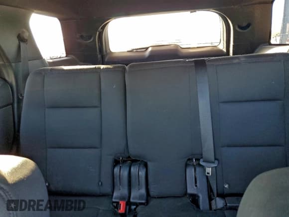 ✅ 2018 Ford Police Interceptor Utility • VIN: 1FM5K8AT3JGA73276 • Lot: 96232145. Wystawiony na Copart z przebiegiem 165 935 mil. Bezpłatny archiwum sprzedaży aukcyjnych z USA i szczegółowy raport historii pojazdu na DreamBid. Zdjęcie 10.