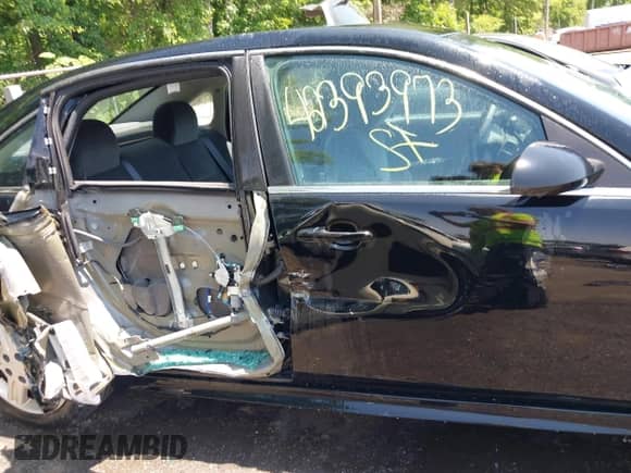 2013 Chevrolet Impala Police with VIN 2G1WD5E33D1248485, listed as a IAAI auction lot 42393973 with 101,900 mi miles and . Bid and sale history available at DreamBid. Image 13.