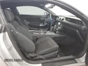 ✅ 2015 Ford Mustang V6 • VIN: 1FA6P8AM4F5361738 • Lot: 92298725. Wystawiony na Copart z przebiegiem 129 271 mil. Bezpłatny archiwum sprzedaży aukcyjnych z USA i szczegółowy raport historii pojazdu na DreamBid. Zdjęcie 10.