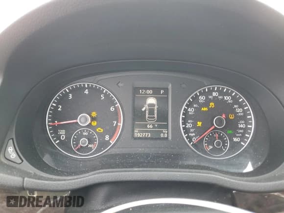 ✅ 2015 Volkswagen Passat SEL Premium • VIN: 1VWCS7A3XFC043208 • Лот: 54766115. Опубликован ранее на Copart с пробегом 192 773 миль. Бесплатный доступ к архиву аукционных продаж из США и подробный отчёт об истории автомобиля на DreamBid. Изображение 9.