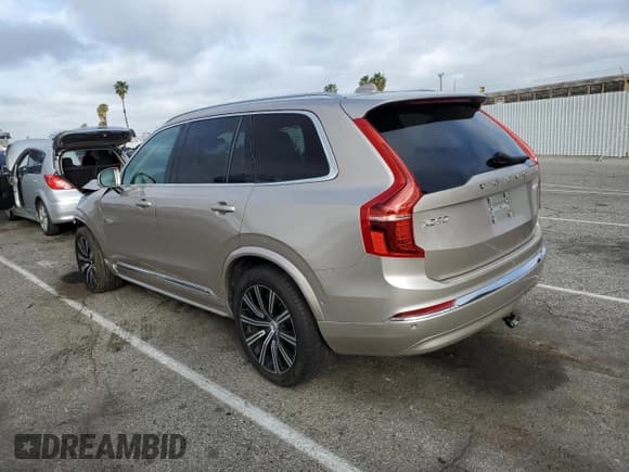 ✅ 2023 Volvo XC90 Plus • VIN: YV4L12PN7P1903108 • Lot: 47809685. Wystawiony na Copart z przebiegiem 14 235 mil. Bezpłatny archiwum sprzedaży aukcyjnych z USA i szczegółowy raport historii pojazdu na DreamBid. Zdjęcie 2.