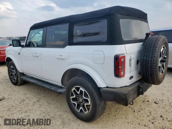 ✅ 2023 Ford Bronco Badlands • VIN: 1FMEE5DP5PLB17492 • Lot: 92749175. Listed on Copart with 34,922 mi. Free auction sales archive from the USA and detailed vehicle history report at DreamBid. Image 2.
