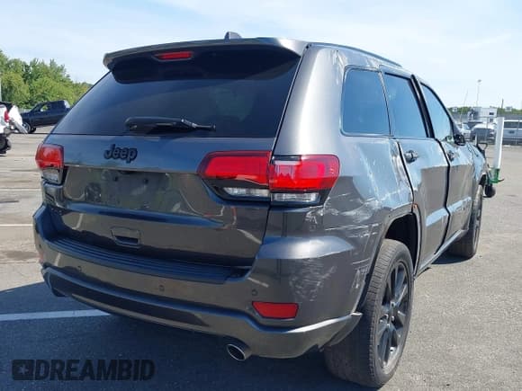 ✅ 2019 Jeep Grand Cherokee Upland • VIN: 1C4RJFAG1KC771703 • Lot: 43091265. Listed on IAAI with 110,345 mi. Free auction sales archive from the USA and detailed vehicle history report at DreamBid. Image 4.