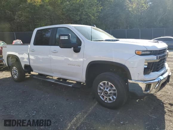 ✅ 2025 Chevrolet Silverado 2500HD LT • VIN: 2GC1KNE78S1234041 • Lot: 85681265. Wystawiony na Copart z przebiegiem 2 408 mil. Bezpłatny archiwum sprzedaży aukcyjnych z USA i szczegółowy raport historii pojazdu na DreamBid. Zdjęcie 4.