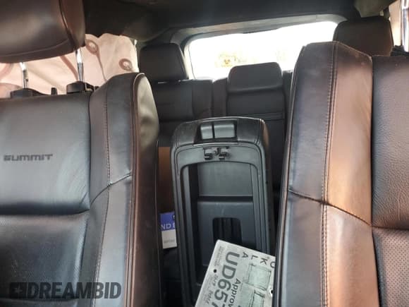 ✅ 2015 Jeep Grand Cherokee Summit • VIN: 1C4RJFJG9FC726448 • Lot: 87370885. Wystawiony na Copart z przebiegiem Nie podano. Bezpłatny archiwum sprzedaży aukcyjnych z USA i szczegółowy raport historii pojazdu na DreamBid. Zdjęcie 10.