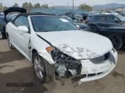 ✅ 2006 Toyota Solara SE • VIN: 4T1FA38PX6U076896 • Lot: 43681888. Wystawiony na IAAI z przebiegiem 303 904 mil. Bezpłatny archiwum sprzedaży aukcyjnych z USA i szczegółowy raport historii pojazdu na DreamBid. Zdjęcie 1.