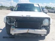 ✅ 2015 Jeep Patriot High Altitude • VIN: 1C4NJPFA0FD342867 • Lot: 43003388. Wystawiony na IAAI z przebiegiem 74 487 mil. Bezpłatny archiwum sprzedaży aukcyjnych z USA i szczegółowy raport historii pojazdu na DreamBid. Zdjęcie 6.