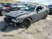 2010 Dodge Challenger R/T Classic z VIN 2B3CJ5DT4AH314048, wystawiony jako Copart lot #54798084 z przebiegiem Nie podano mil oraz Szkoda całkowita • Salvage title. Historia ofert i sprzedaży dostępna na DreamBid. Obrazek 1.