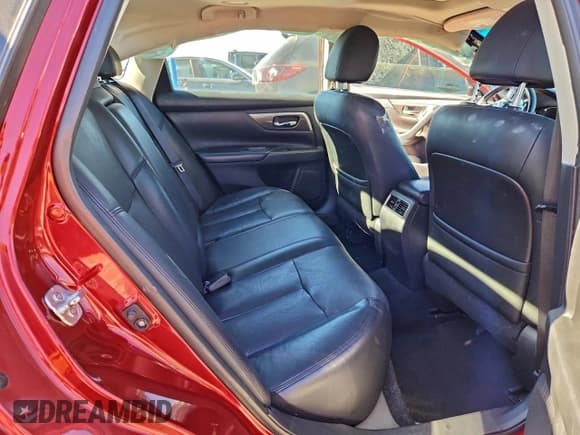 ✅ 2015 Nissan Altima S • VIN: 1N4BL3AP6FC468454 • Lot: 94954835. Listed on Copart with 105,523 mi. Free auction sales archive from the USA and detailed vehicle history report at DreamBid. Image 10.