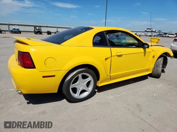 ✅ 1999 Ford Mustang GT • VIN: 1FAFP42X3XF173483 • Lot: 63287355. Wystawiony na Copart z przebiegiem Nie podano. Bezpłatny archiwum sprzedaży aukcyjnych z USA i szczegółowy raport historii pojazdu na DreamBid. Zdjęcie 3.