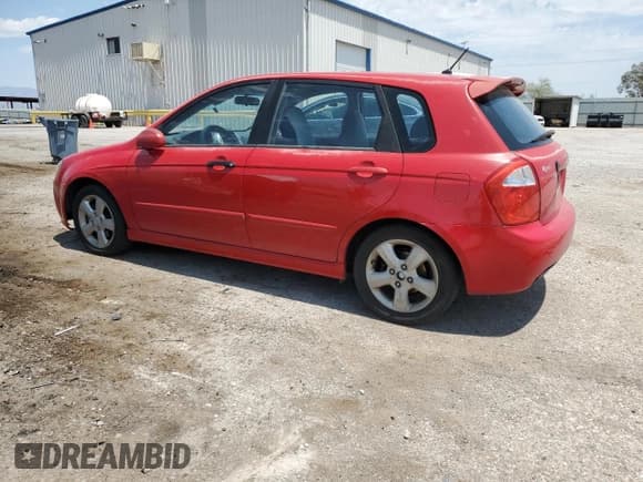 ✅ 2008 Kia Spectra • VIN: KNAFE162485018541 • Lot: 68280135. Wystawiony na Copart z przebiegiem 158 917 mil. Bezpłatny archiwum sprzedaży aukcyjnych z USA i szczegółowy raport historii pojazdu na DreamBid. Zdjęcie 2.