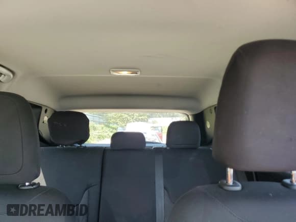 ✅ 2017 Jeep Renegade Latitude • VIN: ZACCJBBB9HPG02972 • Lot: 71671285. Wystawiony na Copart z przebiegiem 97 944 mil. Bezpłatny archiwum sprzedaży aukcyjnych z USA i szczegółowy raport historii pojazdu na DreamBid. Zdjęcie 10.