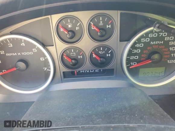 ✅ 2006 Ford F-150 XLT • VIN: 1FTPX04556KA59056 • Лот: 92848325. Опубликован ранее на Copart с пробегом 90 324 миль. Бесплатный доступ к архиву аукционных продаж из США и подробный отчёт об истории автомобиля на DreamBid. Изображение 9.