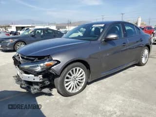 ✅ 2022 Alfa Romeo Giulia • VIN: ZARFAMAN9N7660163 • Lot: 60859815. Wystawiony na Copart z przebiegiem 33 912 mil. Bezpłatny archiwum sprzedaży aukcyjnych z USA i szczegółowy raport historii pojazdu na DreamBid. Zdjęcie 1.