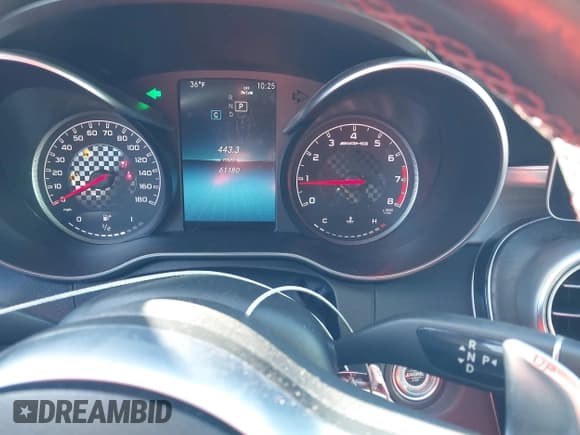 ✅ 2019 Mercedes-Benz C 43 AMG • VIN: 55SWF6EB1KU285333 • Lot: 41585655. Wystawiony na IAAI z przebiegiem 61 180 mil. Bezpłatny archiwum sprzedaży aukcyjnych z USA i szczegółowy raport historii pojazdu na DreamBid. Zdjęcie 7.