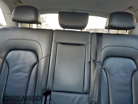 ✅ 2016 Audi Q5 Premium Plus • VIN: WA1L2AFP1GA037056 • Лот: 95872085. Опубликован ранее на Copart с пробегом 124 070 миль. Бесплатный доступ к архиву аукционных продаж из США и подробный отчёт об истории автомобиля на DreamBid. Изображение 10.