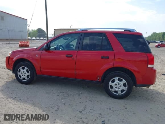 ✅ 2006 Saturn VUE • VIN: 5GZCZ33D46S899041 • Lot: 42060626. Wystawiony na IAAI z przebiegiem 241 585 mil. Bezpłatny archiwum sprzedaży aukcyjnych z USA i szczegółowy raport historii pojazdu na DreamBid. Zdjęcie 6.