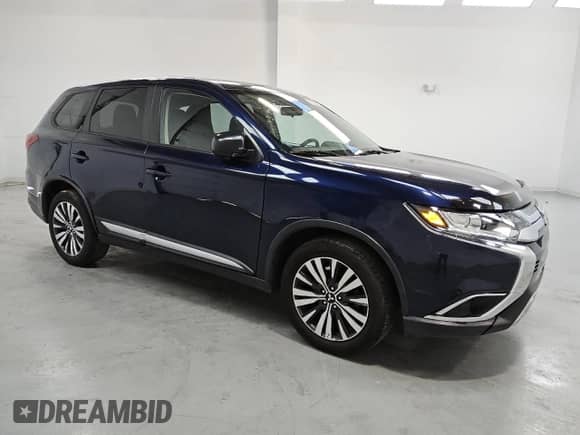 ✅ 2020 Mitsubishi Outlander ES • VIN: JA4AD2A37LZ045072 • Лот: 84819765. Опубликован ранее на Copart с пробегом 54 628 миль. Бесплатный доступ к архиву аукционных продаж из США и подробный отчёт об истории автомобиля на DreamBid. Изображение 4.