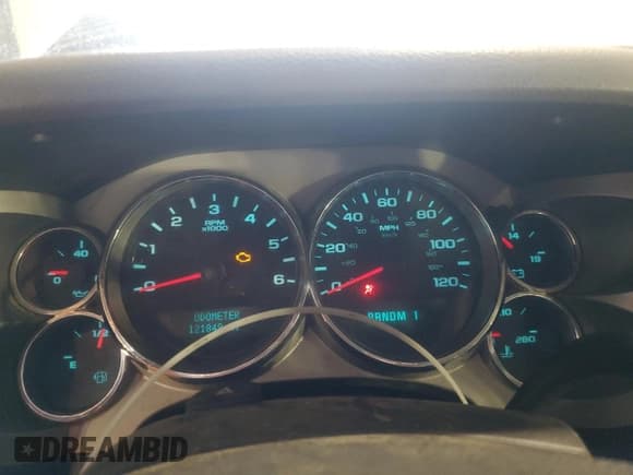 ✅ 2008 Chevrolet Silverado 1500 • VIN: 1GBJC33K48F175665 • Лот: 59660715. Опубликован ранее на Copart с пробегом 121 849 миль. Бесплатный доступ к архиву аукционных продаж из США и подробный отчёт об истории автомобиля на DreamBid. Изображение 9.