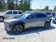 ✅ 2023 Toyota bZ4X XLE • VIN: JTMABACA5PA028969 • Лот: 42807613. Опубликован ранее на IAAI с пробегом 6 975 миль. Бесплатный доступ к архиву аукционных продаж из США и подробный отчёт об истории автомобиля на DreamBid. Изображение 15.