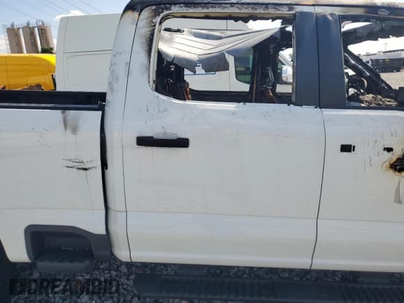 ✅ 2023 Ford F-250 XL • VIN: 1FT8W2BN2PED18091 • Lot: 87486195. Wystawiony na Copart z przebiegiem Nie podano. Bezpłatny archiwum sprzedaży aukcyjnych z USA i szczegółowy raport historii pojazdu na DreamBid. Zdjęcie 10.