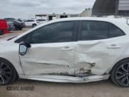 ✅ 2019 Toyota Corolla SE • VIN: JTNK4RBE2K3067626 • Лот: 42385934. Опубликован ранее на IAAI с пробегом 58 263 миль. Бесплатный доступ к архиву аукционных продаж из США и подробный отчёт об истории автомобиля на DreamBid. Изображение 14.