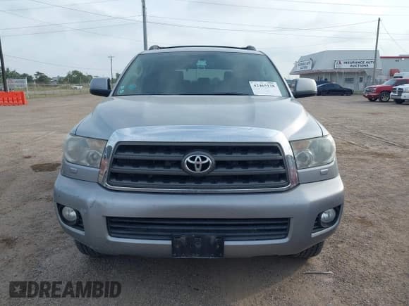 ✅ 2015 Toyota Sequoia SR5 • VIN: 5TDZY5G14FS060185 • Лот: 42465128. Опубликован ранее на IAAI с пробегом 150 891 миль. Бесплатный доступ к архиву аукционных продаж из США и подробный отчёт об истории автомобиля на DreamBid. Изображение 6.