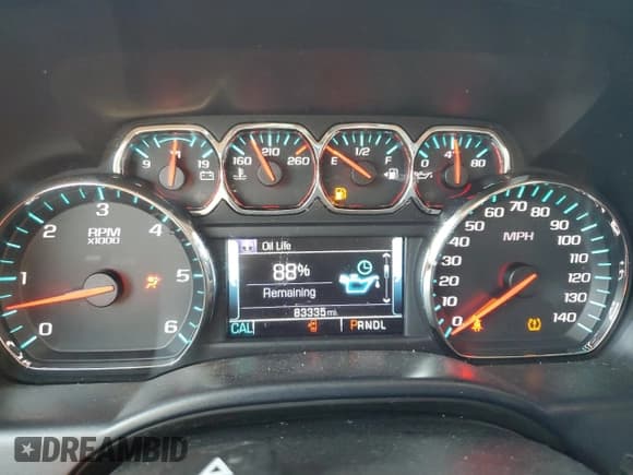 ✅ 2017 Chevrolet Silverado 1500 LT • VIN: 3GCPCREC6HG279748 • Лот: 71102705. Опубликован ранее на Copart с пробегом 83 335 миль. Бесплатный доступ к архиву аукционных продаж из США и подробный отчёт об истории автомобиля на DreamBid. Изображение 9.